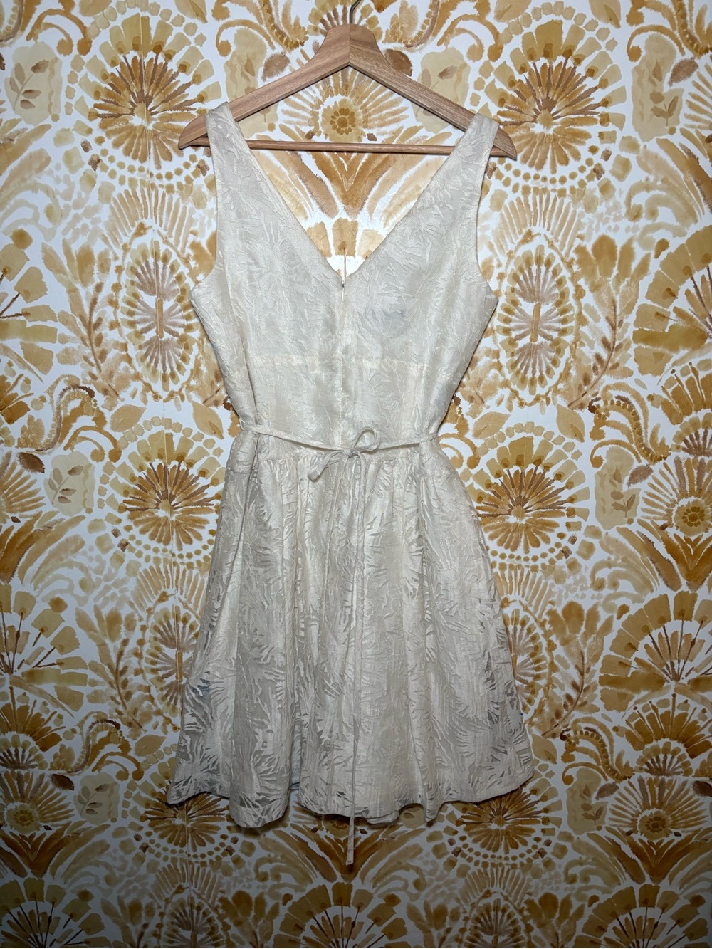 Evan Piccone Ivory Jacquard Fit & Flare Dress | V-Neck Mini Classic Elegant - Picture 5 of 7